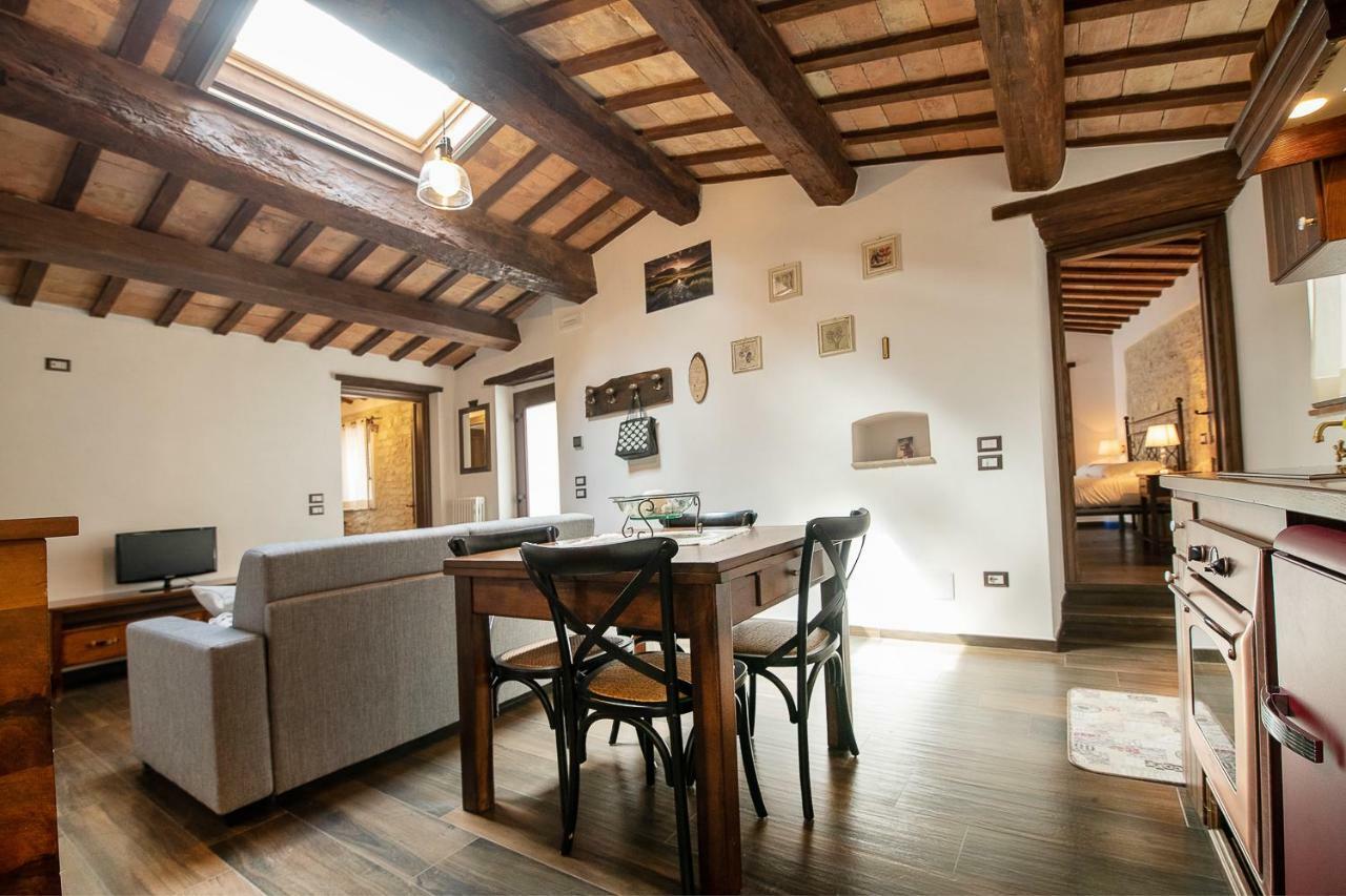 Casamenetto Vacanze Daire Sassoferrato Dış mekan fotoğraf